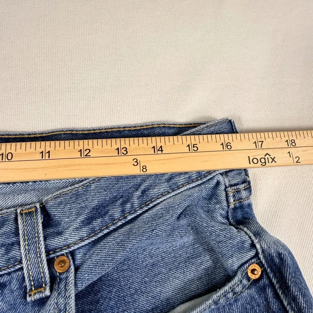 Levi's 550 Relaxed Fit Jeans 33x34 Blue Medium Wash Tapered Leg Cotton Denim